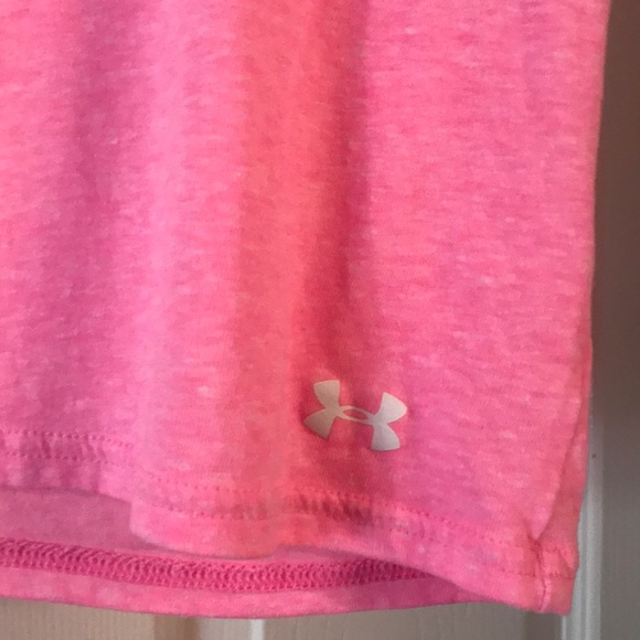 4 for $30  

Petite Under Armour Pink Shirt - Picture 2 of 4